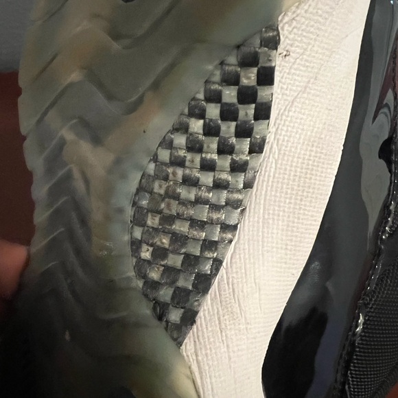 Jordan Black and White Athletic Shoes Air Jordan 11 Retro Space Jam - Picture 9 of 10